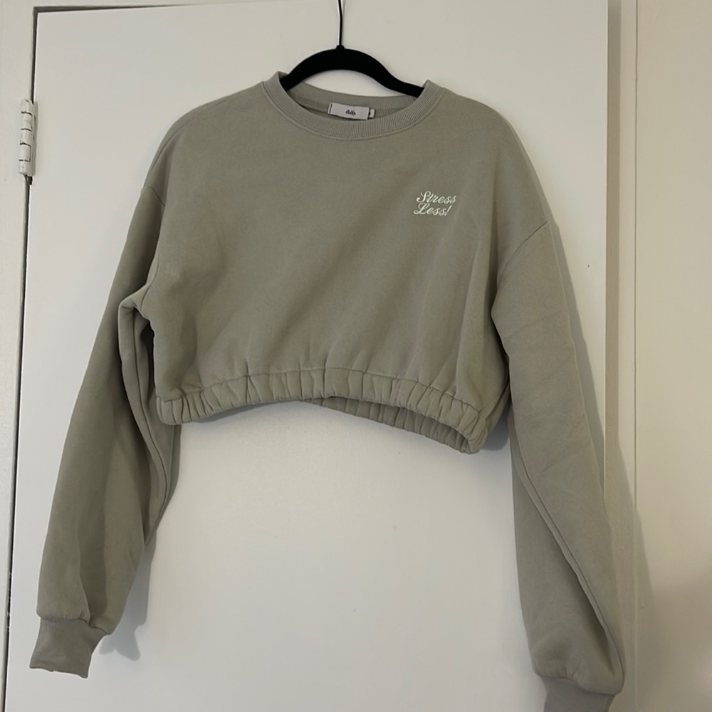 Adika Cropped Sweatshirt